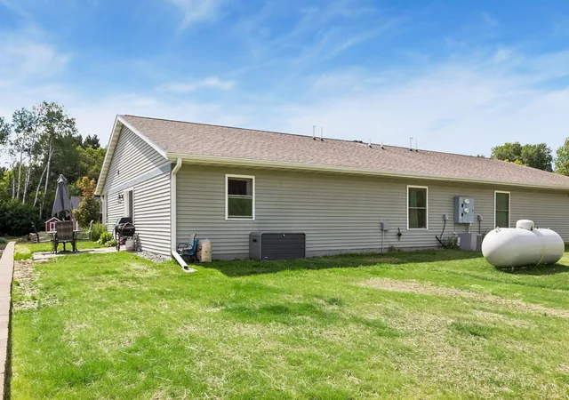 Homes for sale in Menomonie, WI | 166 Amber View St, Menomonie, WI 54751 | MLS# 7095198