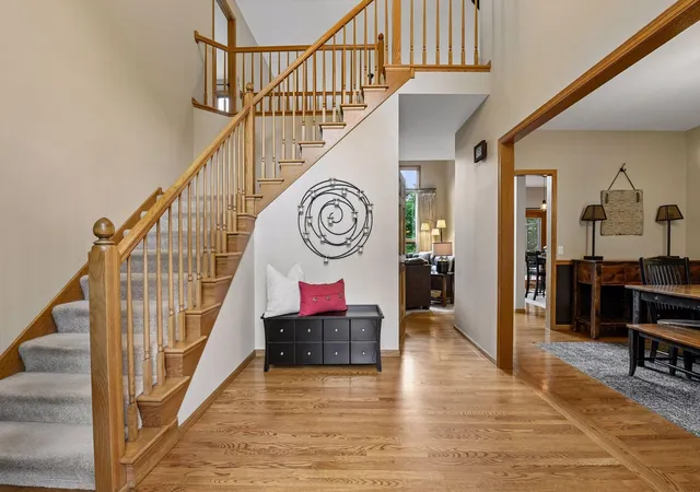 Photo 3 of Single family home for sale at 8796 Horizon Ridge, Victoria, MN 55386 | MLS# 7095224 | Listing updated on 2026-10-01