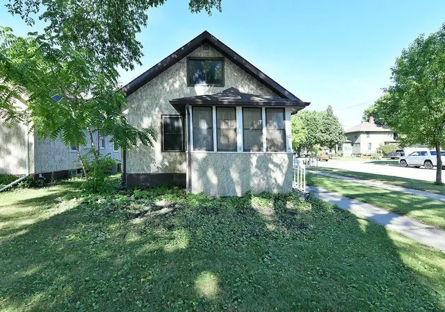 2nd image of 901 5th St S, Moorhead, MN 56560 | MLS# 7095234