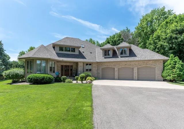 1st image of 58049 227th St, Mankato, MN 56001 | MLS# 7095304