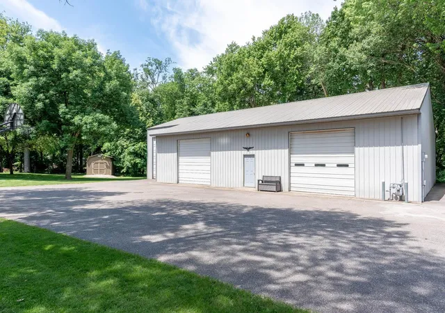4th image of 58049 227Th St, Mankato, MN 56001 | MLS# 7095304