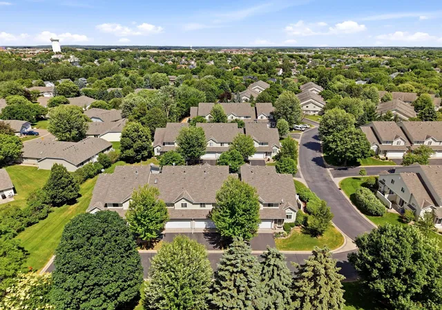 Homes for sale in Woodbury, MN | 8854 Spring Ln, Woodbury, MN 55125 | MLS# 7095324