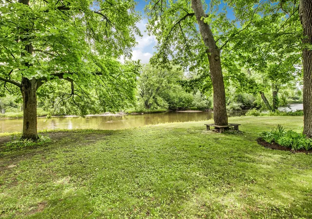 image of 2721 Park Dr, Saint Cloud, MN 56303 | MLS# 7095342