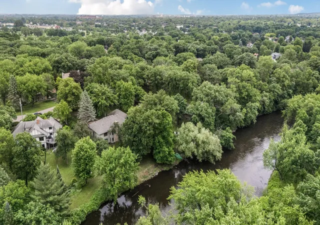image of 2721 Park Dr, Saint Cloud, MN 56303 | MLS# 7095342