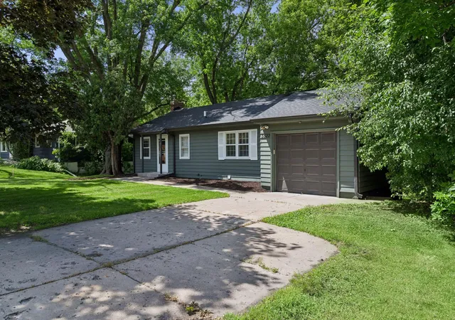 Photo 2 of Sale Pending at 3522 Baker Rd, Hopkins, MN 55305 | MLS# 7095367 | Listing updated on 2026-09-03