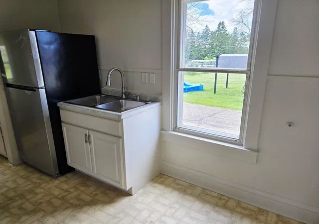 2nd image of 606 5th Pl Se, Austin, MN 55912 | MLS# 7095378