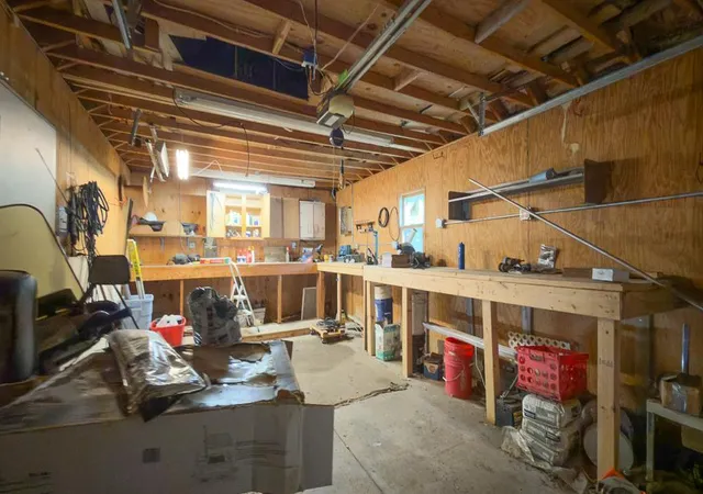 2nd image of 308 W College Dr, Marshall, MN 56258 | MLS# 7095391