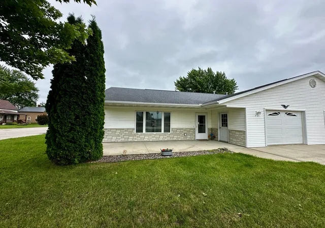1st image of 305 E Fillmore, Mabel, MN 55954 | MLS# 7095416
