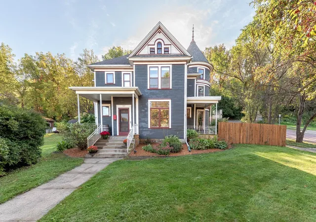 2nd image of 703 N 6th St, Mankato, MN 56001 | MLS# 7095434
