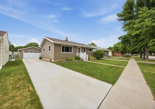Homes for sale in Moorhead, MN | 903 19th St N, Moorhead, MN 56560 | MLS# 7095435