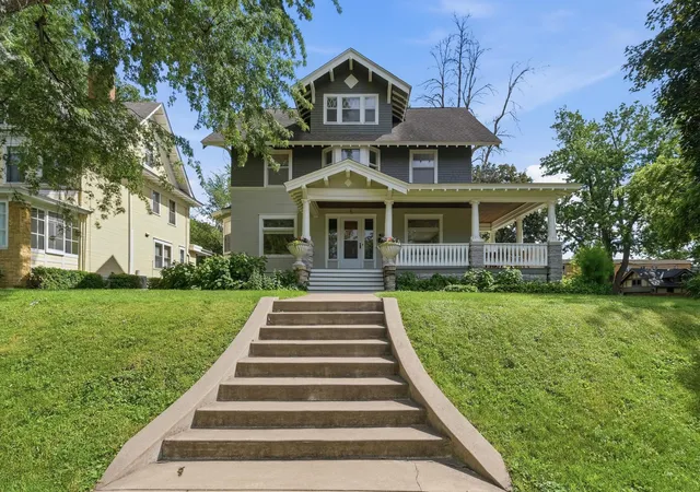 Photo 2 of Single family home for sale at 1732 Summit Ave, Saint Paul, MN 55105 | MLS# 7095443 | Listing updated on 2026-08-07