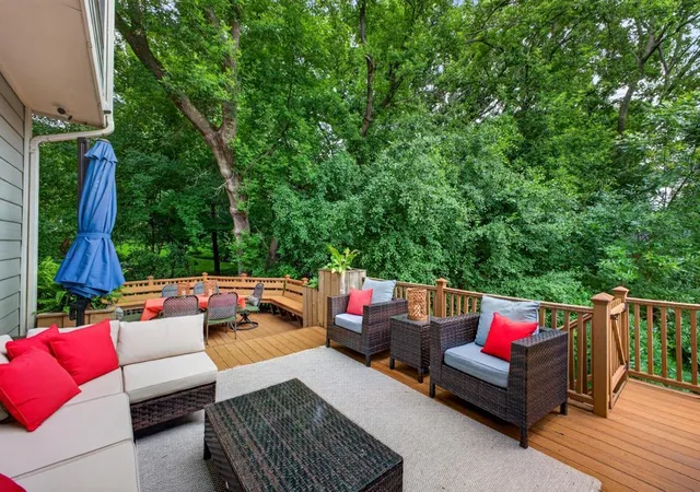 Photo 2 of Single family home for sale at 3010 Fox Valley Dr Sw, Rochester, MN 55902 | MLS# 7095446 | Listing updated on 2026-10-08