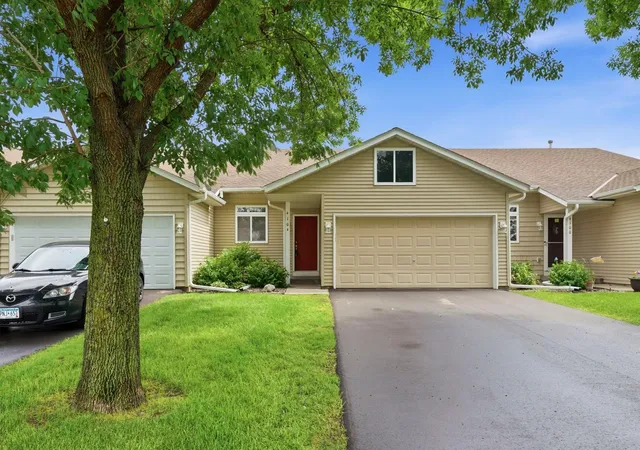 1st image of 4104 Jarmann Ln, Shakopee, MN 55379 | MLS# 7095496