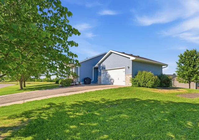 image of 121 Shire Rd N, Watkins, MN 55389 | MLS# 7095530