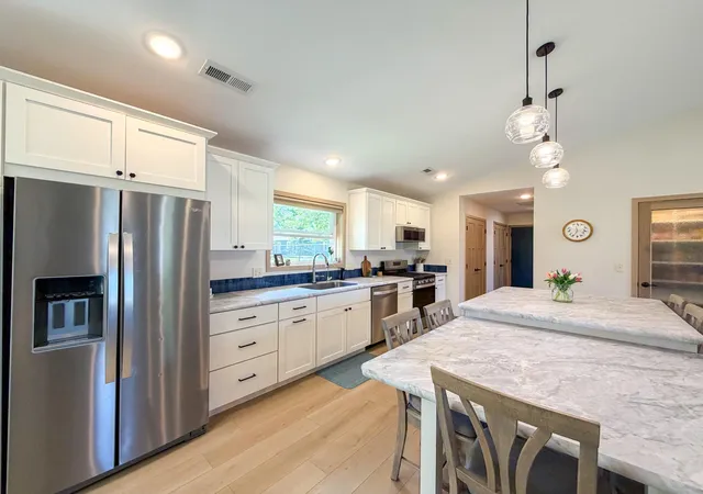 Photo 3 of Single family home for sale at 612 Irving Beach Dr SW, Bemidji, MN 56601 | MLS# 7095532 | Listing updated on 2026-07-31
