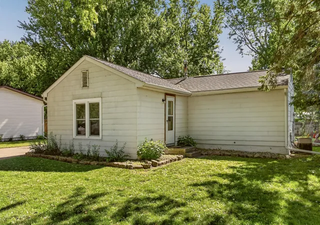 Homes for sale in Kasson, MN | 404 1St Ave Ne, Kasson, MN 55944 | MLS# 7095543