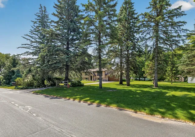 4th image of 2041 W 65Th St, Excelsior, MN 55331 | MLS# 7095545