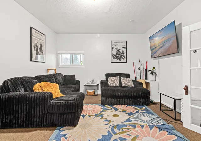 Photo 4 of House for sale at 96 Winifred St W, Saint Paul, MN 55107 | MLS# 7095560 | Listing updated on 2026-08-24