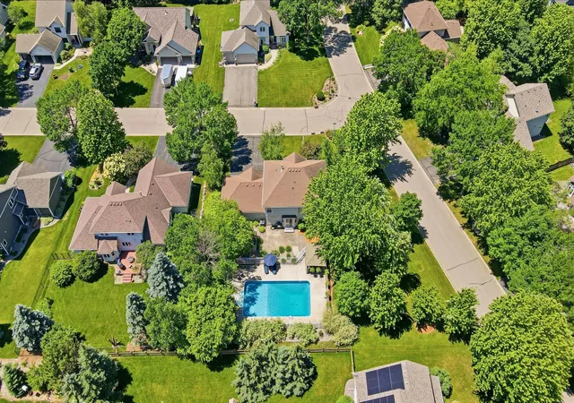 Photo 3 of Single family home for sale at 8511 Cedar Ct, Victoria, MN 55386 | MLS# 7095576 | Listing updated on 2026-08-19