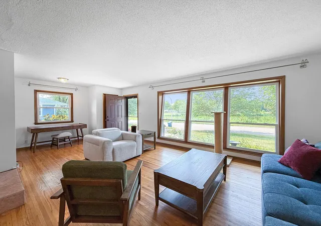 Photo 3 of Sale Pending at 7409 15th Avenue S, Minneapolis, MN 55423 | MLS# 7095590 | Listing updated on 2026-08-27