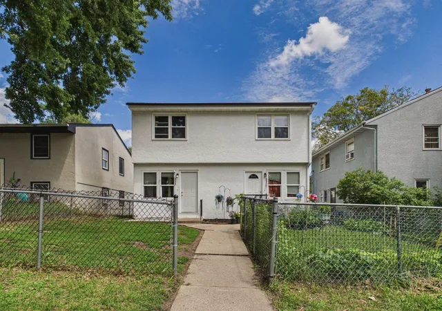 1st image of 355 14th Ave S, South Saint Paul, MN 55075 | MLS# 7095591