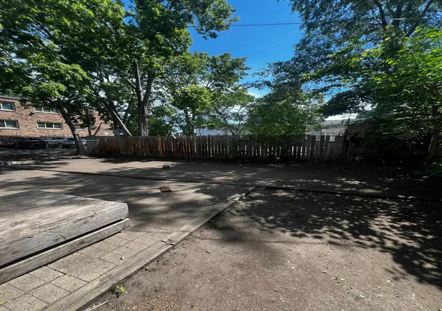 2nd image of 2825 Pillsbury Ave S, Minneapolis, MN 55408 | MLS# 7095593