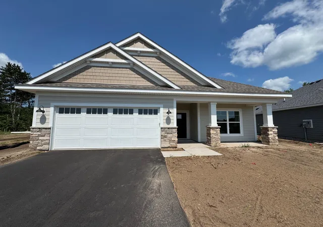 1st image of 8219 Haywood Dr, Circle Pines, MN 55014 | MLS# 7095642