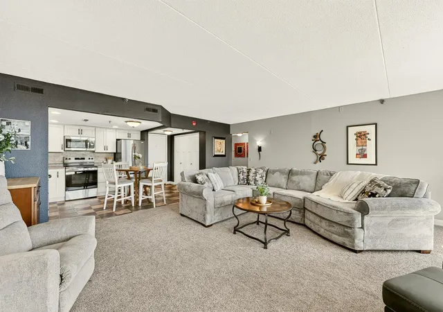 Photo 3 of Sale Pending at 625 19th Street NW #802, Rochester, MN 55901 | MLS# 7095646 | Listing updated on 2026-09-05