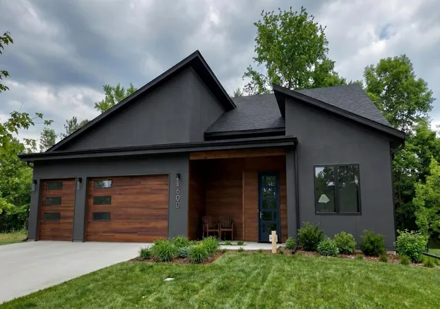 Photo 1 of Single family home for sale at 931x W 134th Street, Savage, MN 55378 | MLS# 7095648 | Listing updated on 2026-08-27