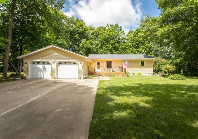 Homes for sale in Alexandria, MN | 5958 County Road 11 Nw, Alexandria, MN 56308 | MLS# 7095649