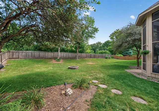 46th image of 7001 Beacon Cir, Eden Prairie, MN 55346 | MLS# 7095669