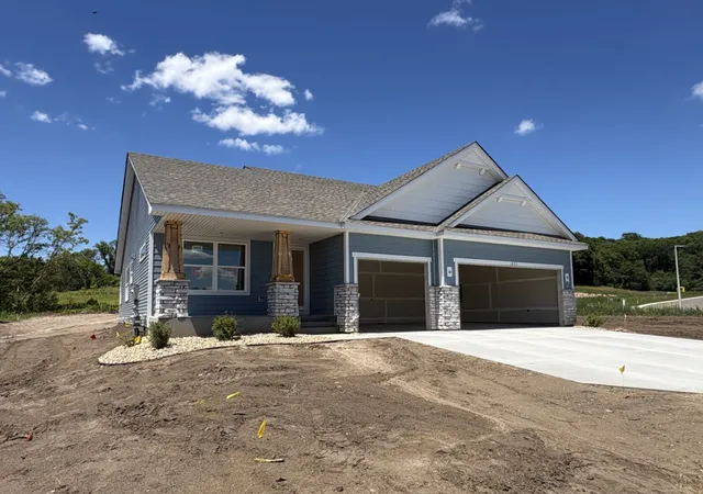 Photo 1 of Sale Pending at 1271 Hadley Hills Dr Ne, Rochester, MN 55906 | MLS# 7095671 | Listing updated on 2026-09-30