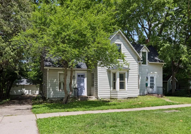 Homes for sale in Northfield, MN | 615 2nd St E, Northfield, MN 55057 | MLS# 7095672