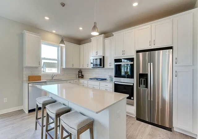 1st image of 23561 Ashbury Dr, Rogers, MN 55374 | MLS# 7095674