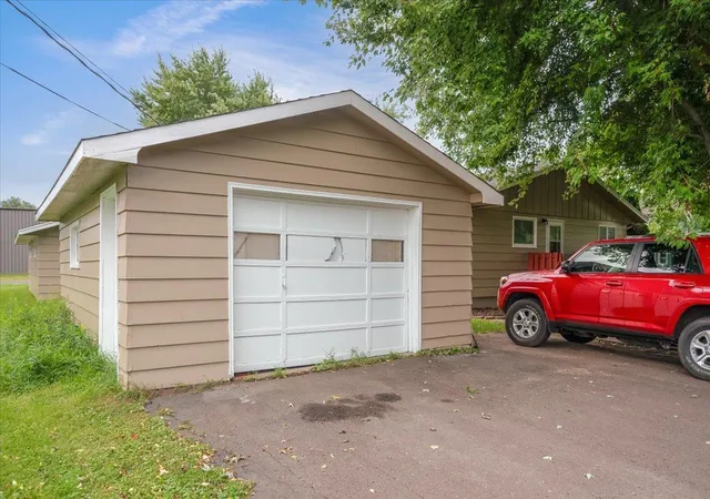 Homes for sale in Superior, WI | 716   718 22nd Ave E, Superior, WI 54880 | MLS# 7095687
