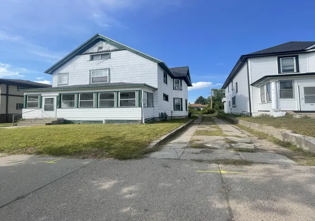 Photo 2 of Multi family home for sale at 365 Case Ave, Saint Paul, MN 55130 | MLS# 7095689 | Listing updated on 2026-08-17