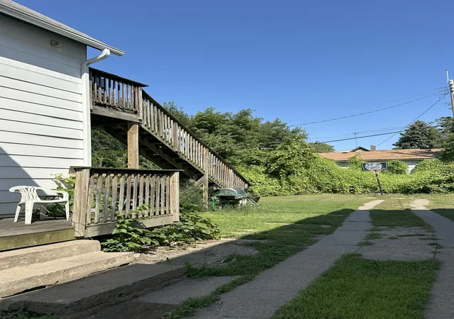 Listing Photo 4 - Condo for sale in building located at 365 Case Ave, St. Paul, MN 55130