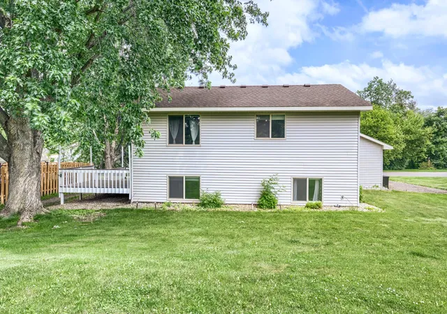 2nd image of 23030 Henna Ave N, Forest Lake, MN 55025 | MLS# 7095700