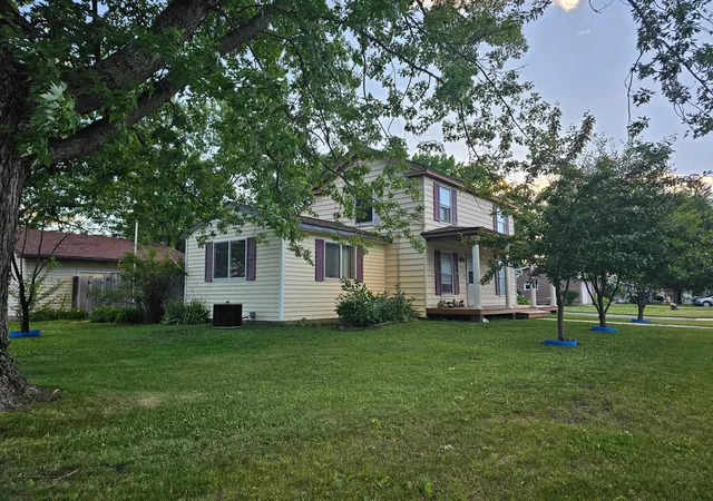 18th image of 381 Elm St S, Prescott, WI 54021 | MLS# 7095737