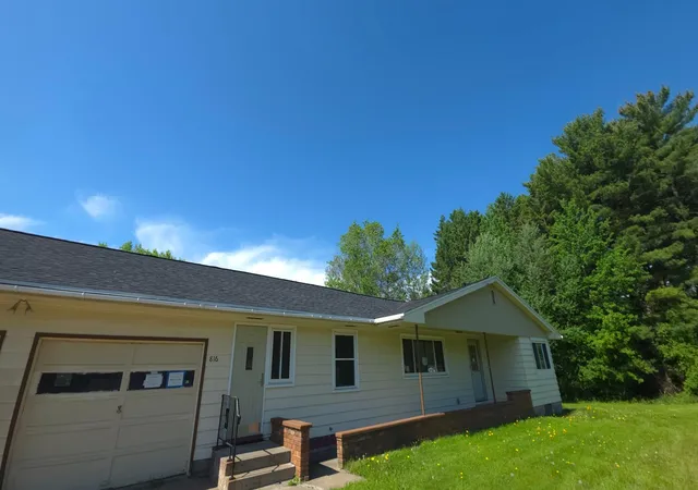 Homes for sale in Glenwood City, WI | 816 1st St, Glenwood City, WI 54013 | MLS# 7095773