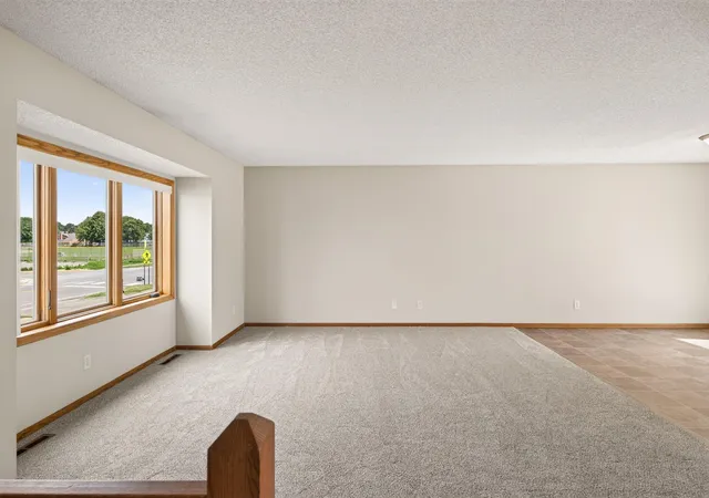 Homes for sale in Apple Valley, MN | 14620 Hayes Rd, Apple Valley, MN 55124 | MLS# 7095796