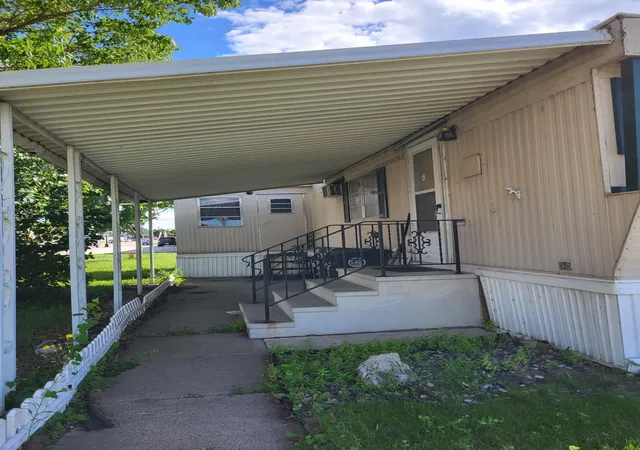 Homes for sale in La Crosse, WI | 1747 Rose St #71, La Crosse, WI 54603 | MLS# 7095798