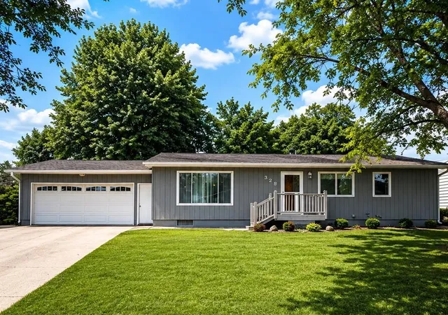 Homes for sale in Sherburn, MN | 328 Park St, Sherburn, MN 56171 | MLS# 7095799