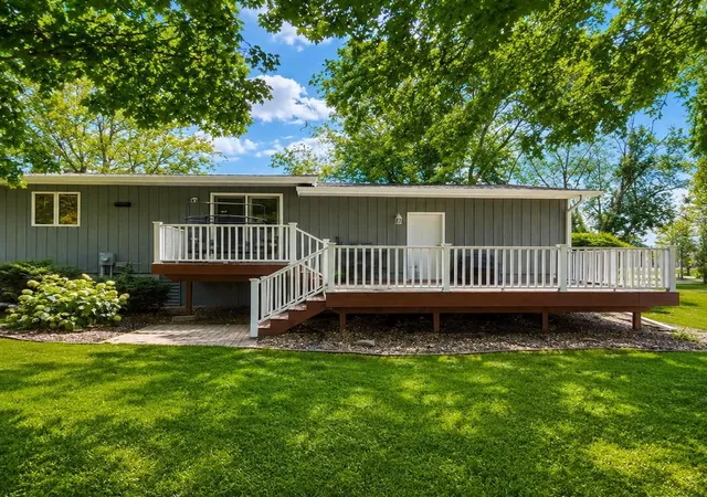 Homes for sale in Sherburn, MN | 328 Park St, Sherburn, MN 56171 | MLS# 7095799