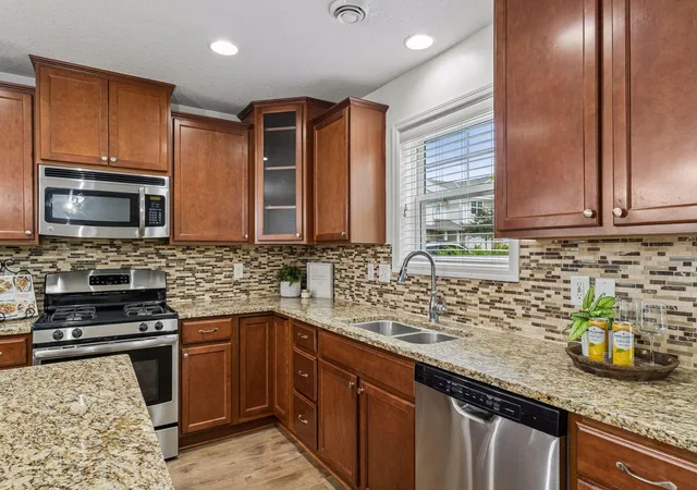 5th image of 3981 Cedar Grove Ln, Saint Paul, MN 55122 | MLS# 7095805