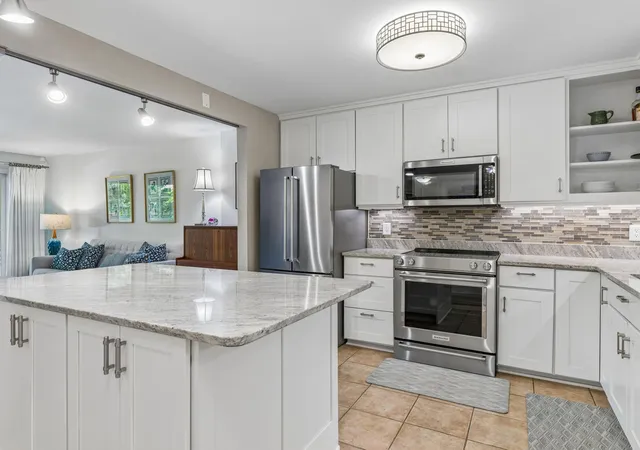 5th image of 210 W Grant St #107, Minneapolis, MN 55403 | MLS# 7095811