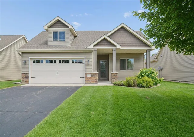 Homes for sale in Elk River, MN | 10103 180th Ave Nw, Elk River, MN 55330 | MLS# 7095821