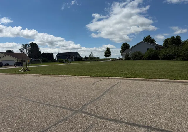 Homes for sale in Saint Clair, MN | 301 Hilton Dr, Saint Clair, MN 56080 | MLS# 7095823
