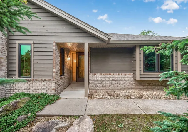 Photo 2 of Single family home for sale at 18137 Judicial Way S, Lakeville, MN 55044 | MLS# 7095830 | Listing updated on 2026-10-15