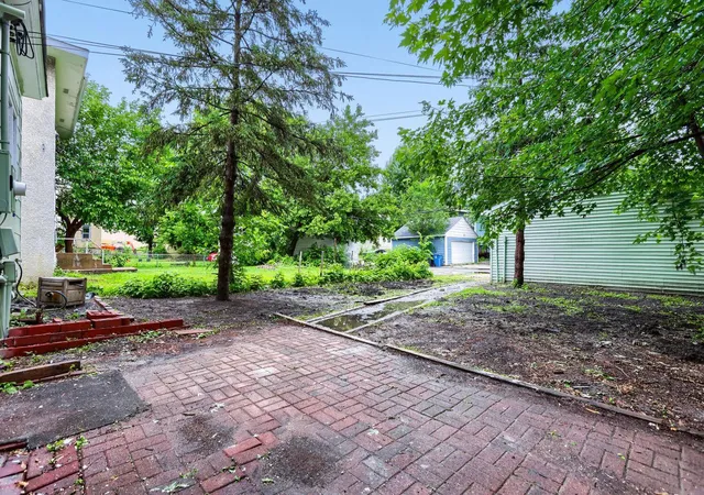 Photo 28 of Sale Pending at 1092 25th Avenue Se, Minneapolis, MN 55414 | MLS# 7095834 | Listing updated on 2026-09-02